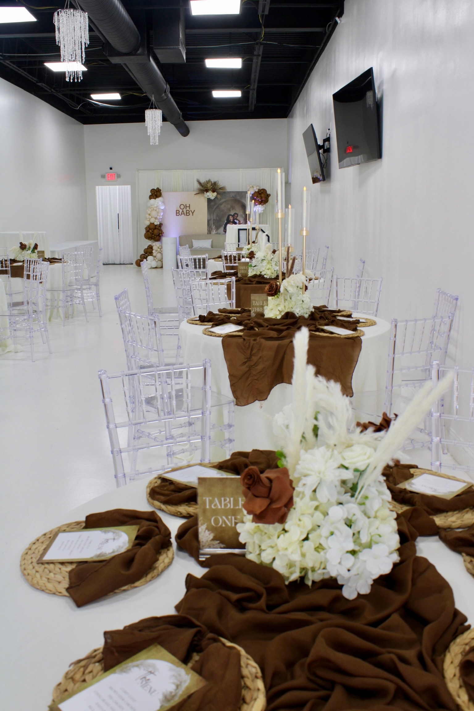 Elegant baby shower brown and white